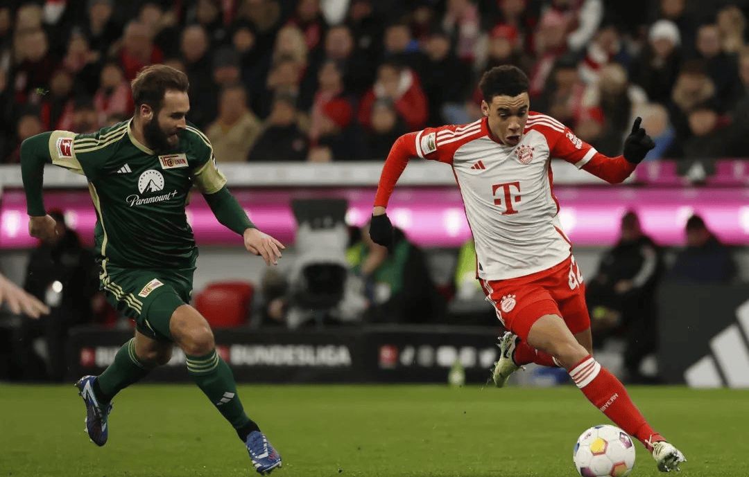 s15全球总决赛-冲刺阶段意甲焦点战，拜仁慕尼黑单刀错失，引发热议，心理建设被强调